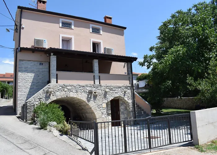 Apartment Kamelija Punat