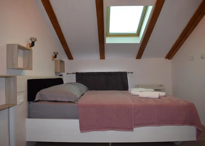 Kamelija Apartment *