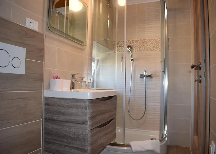 Apartment Kamelija *