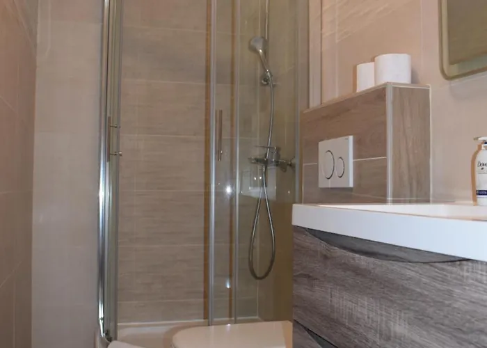 Kamelija アパート *