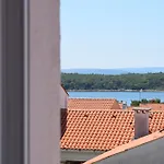 Kamelija Lejlighed Punat